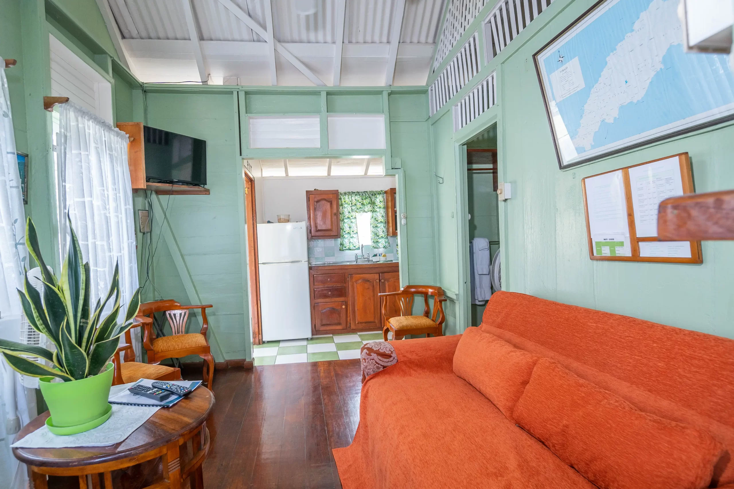 the-cholson-chalets-beachfront-traditional-guest-house-accommodation-charlotteville-tobago-28